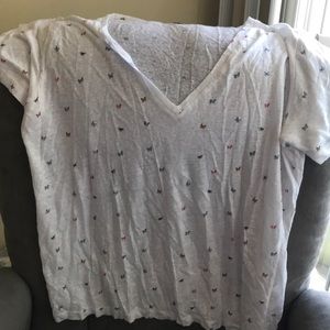 Butterfly V neck rails T-shirt